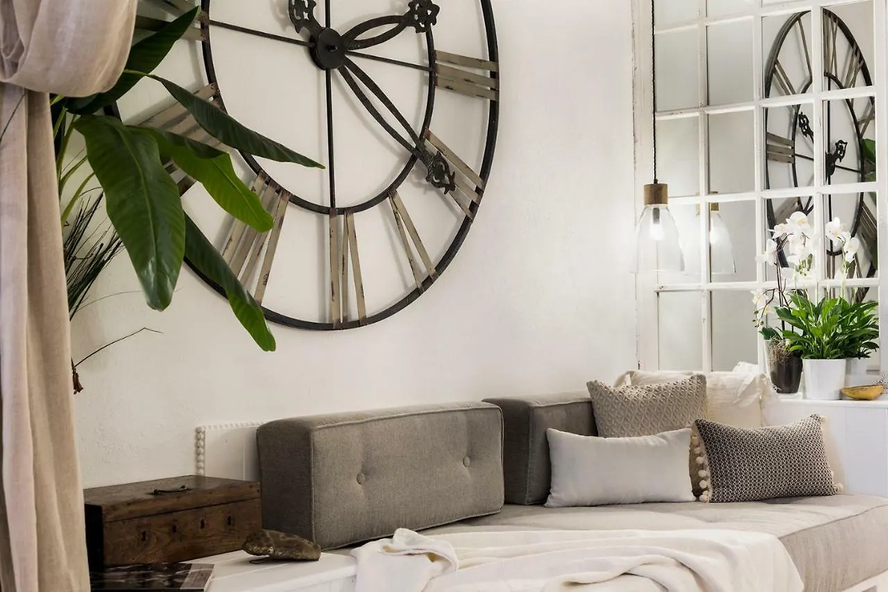 Trastevere Gem Cozy Light-Filled Retreat Rome